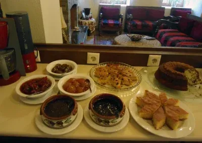 Ξενοδοχείο Φιλοξένια. Ελληνικό πρωϊνό.